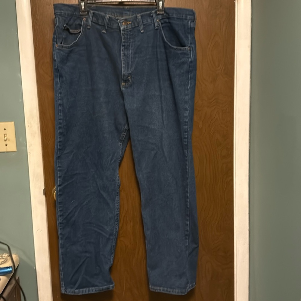 Wrangler Classic Blue Denim Jeans size 44x30